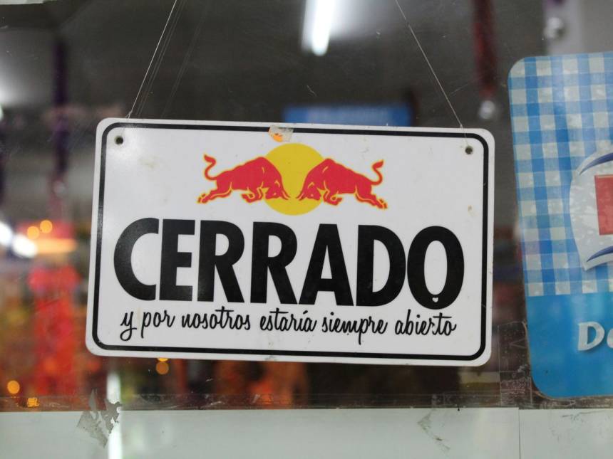 cerrado wall signage